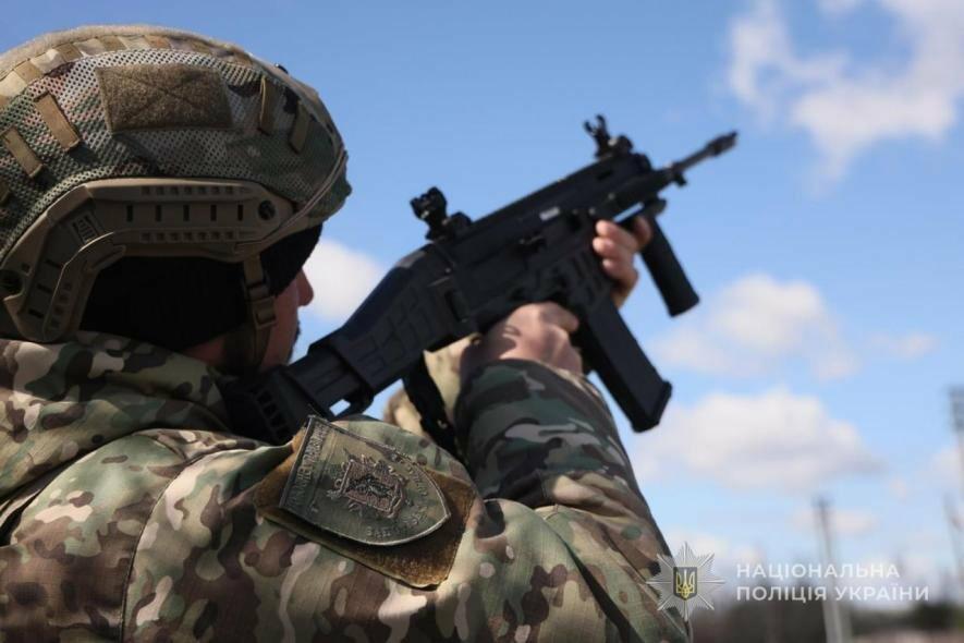 Ворог поранив двох людей у Біленькому