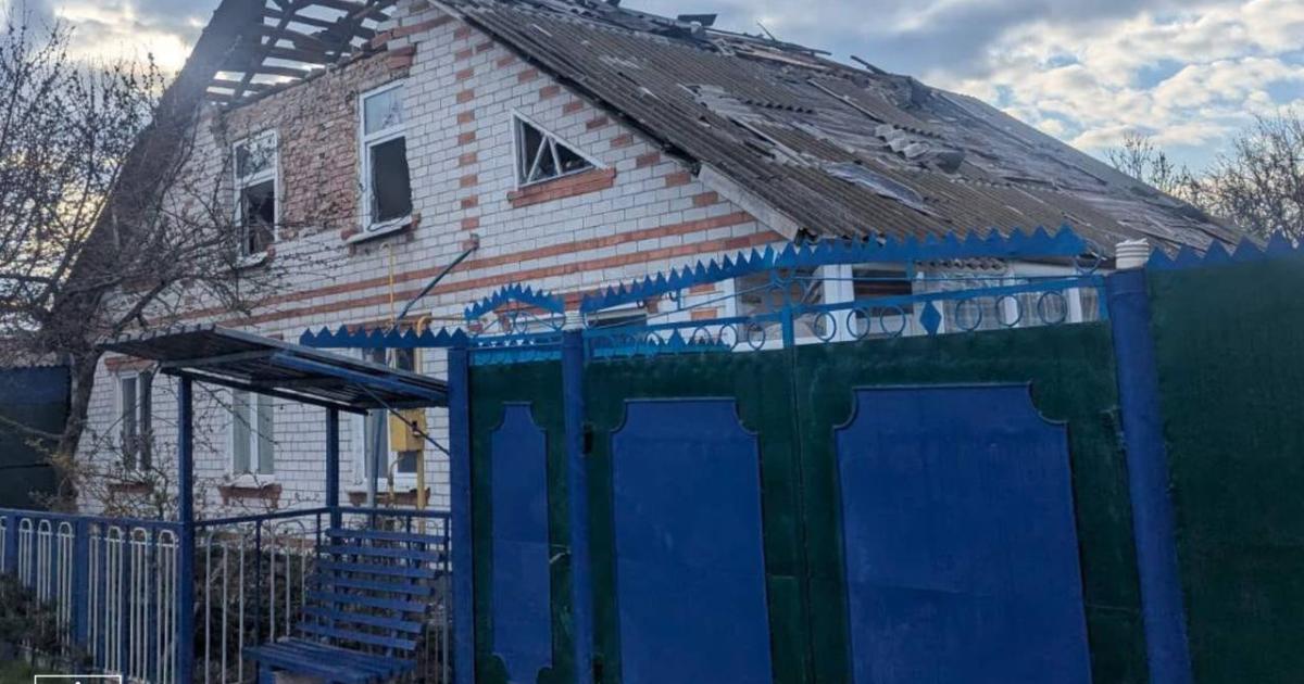 Ворожий дрон атакував автомобіль і будинок на Харківщині