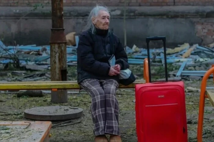 Ворожий обстріл знищив помешкання відомого українського конструктора — 91‑річна дружина …