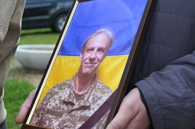 Ворожий ракетний удар забрав життя захисника Дениса Куніцина