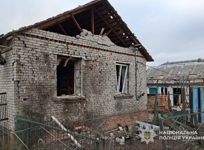 Ворожі удари по Сумській громаді та районах області: пошкоджено житлові …