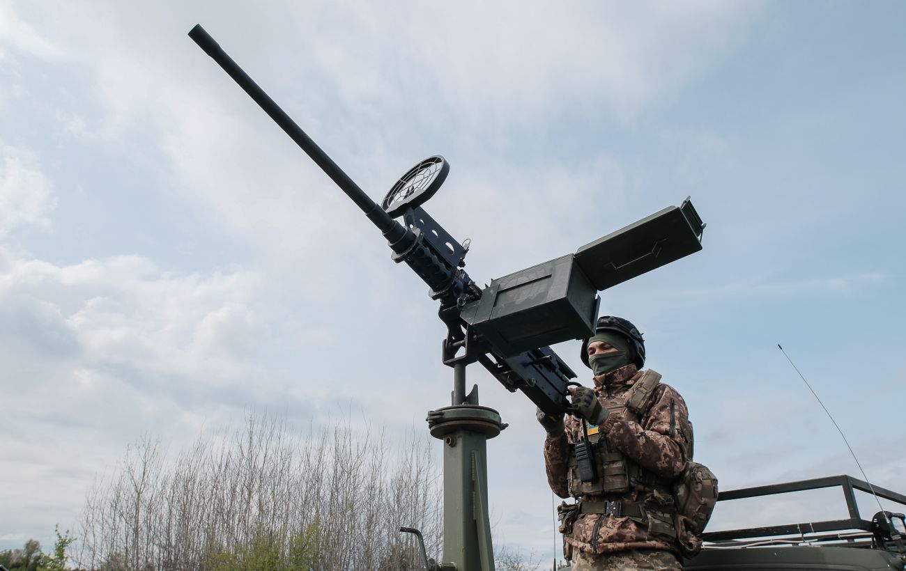 "Вперше таке бачив": у Костянтинівці помітили дрон-дракон із термітною сумішшю …