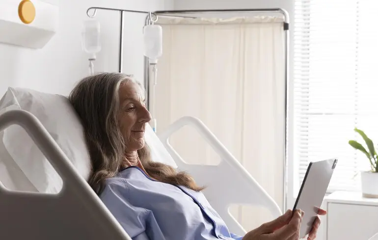 Вчені розповіли, чому ризик розвитку раку грудей збільшується з віком