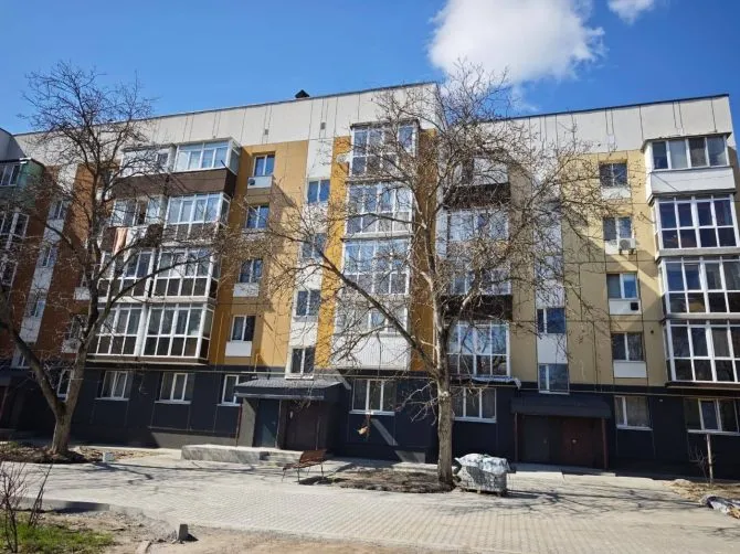 Відбудова п’ятиповерхівки у Бородянці виходить на завершальний етап