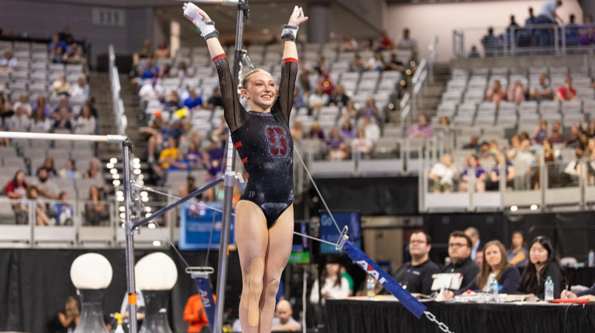 Відомій спортивній гімнастці загрожує дворічна дискваліфікація