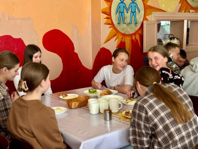 Відтепер у ліцеї на Сарненщині шкільне харчування - за меню …