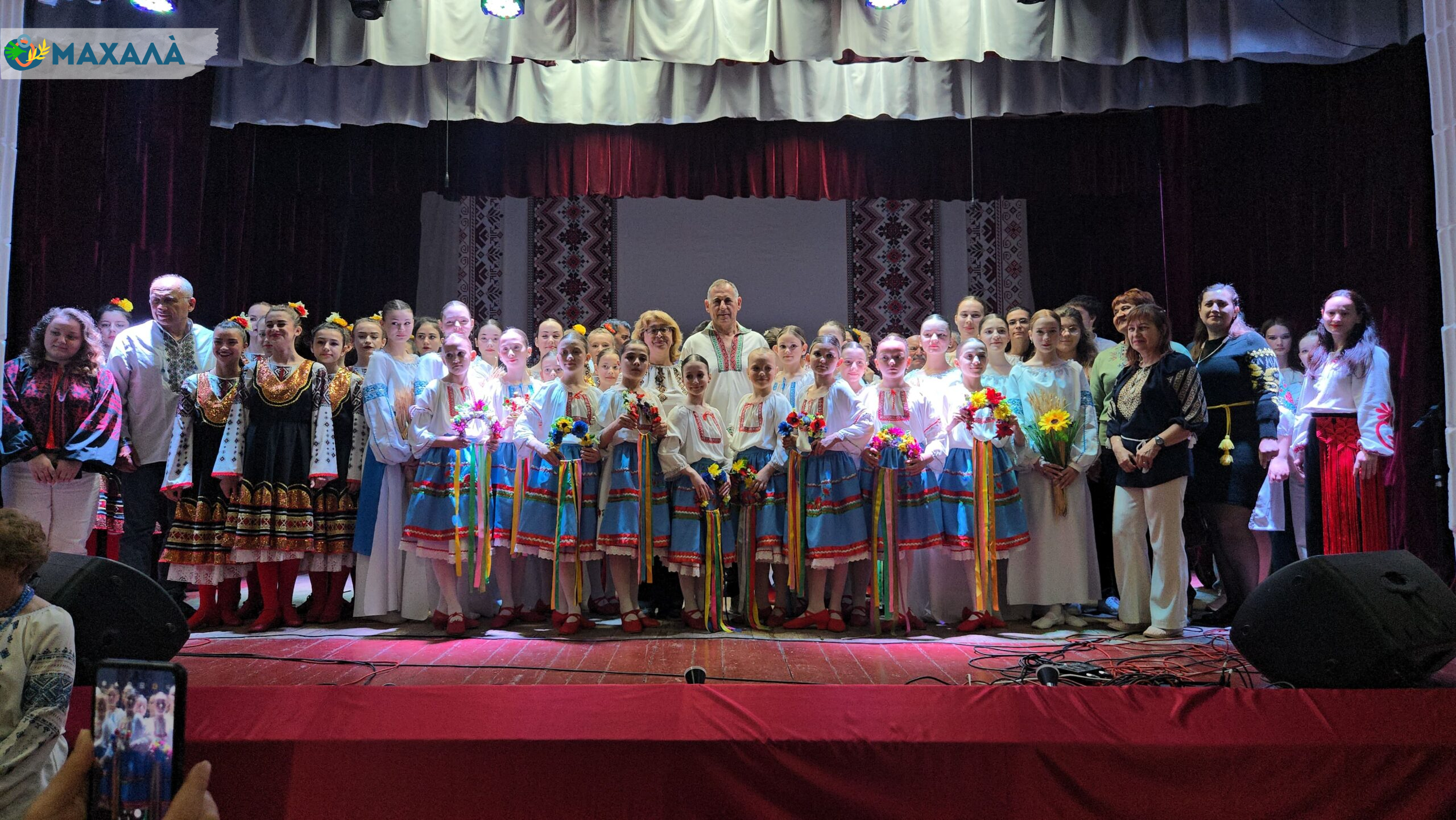 Візерунки свободи: як у Рені відсвяткували День вишиванки
