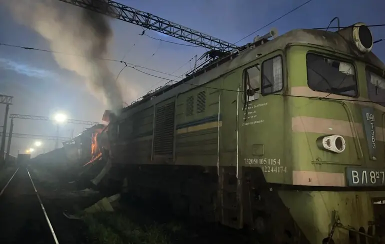 Війська РФ атакували залізницю та порт, у небі ще понад …