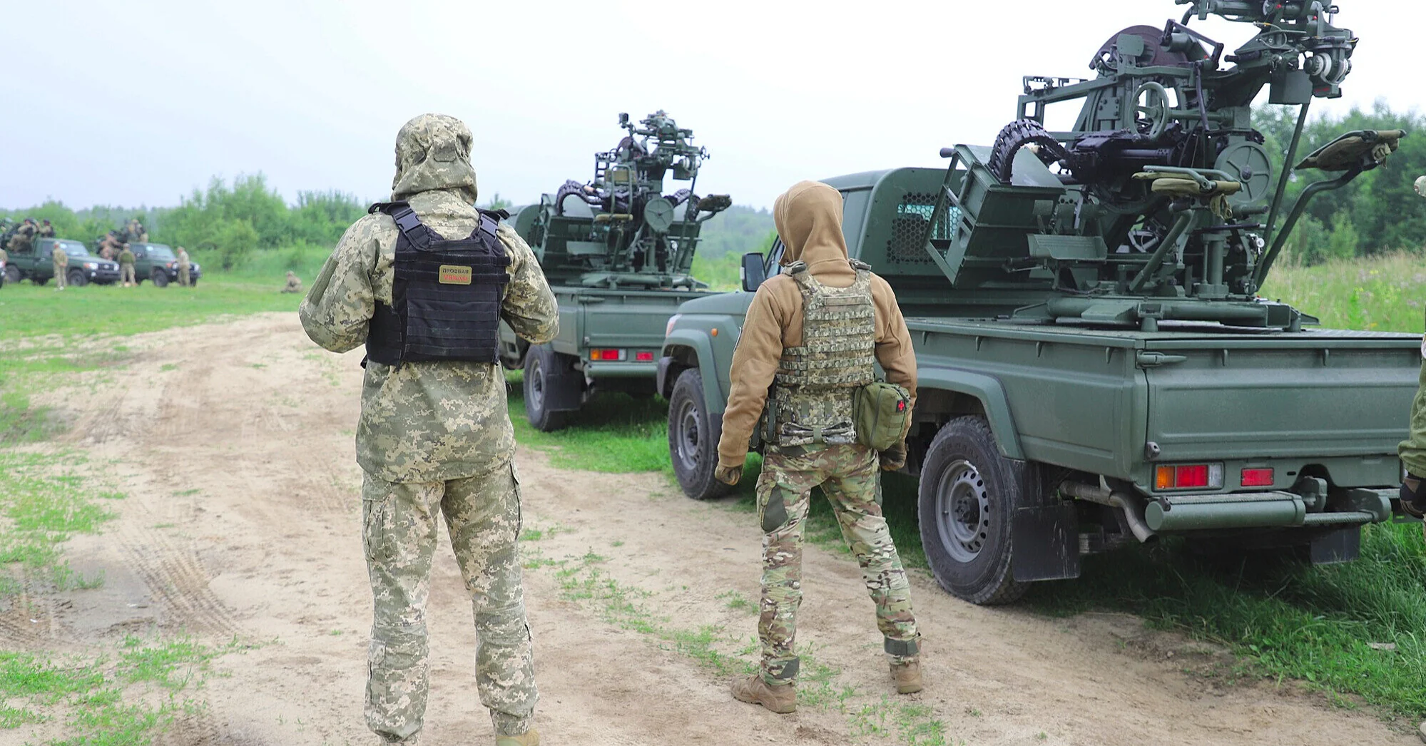 Військові показали, як збивали російські дрони на заході України