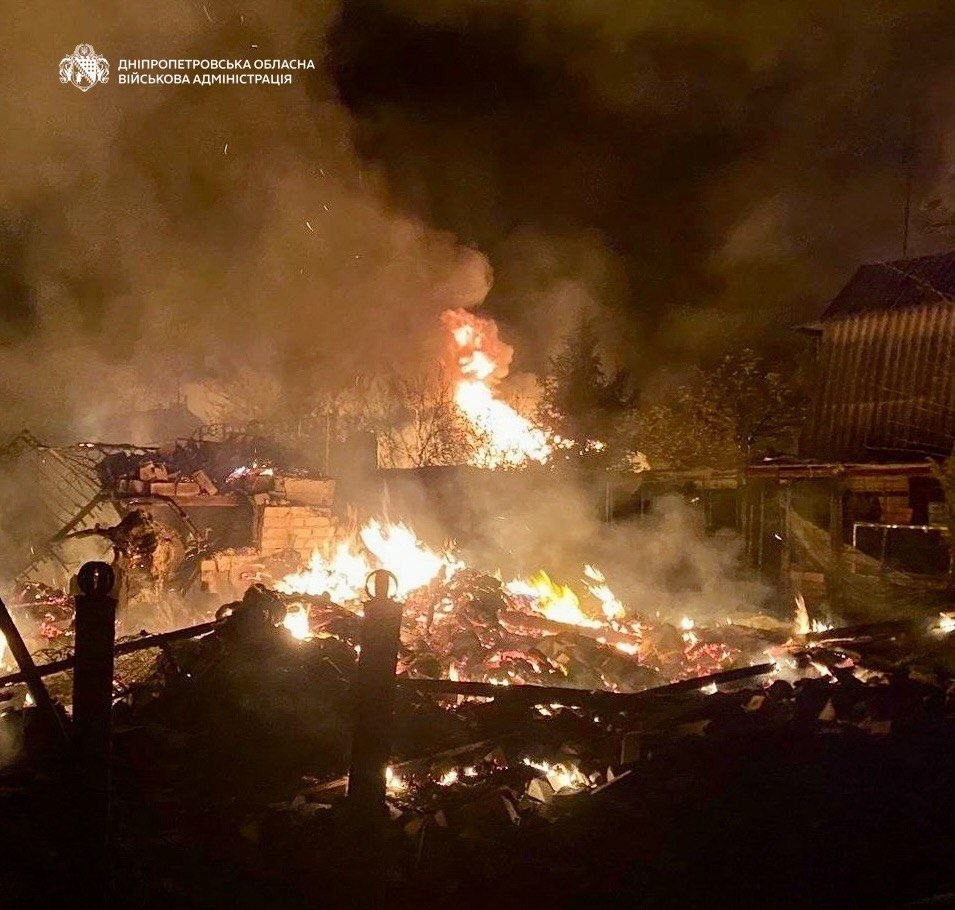 Вісім людей загинули, 11 поранені: ворог атакував три райони Дніпропетровської …