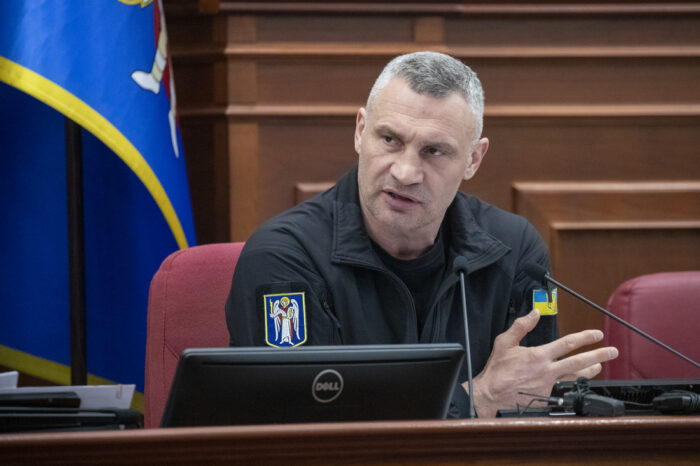 Віталій Кличко: У Києві після нічного обстрілу повністю відновили подачу …