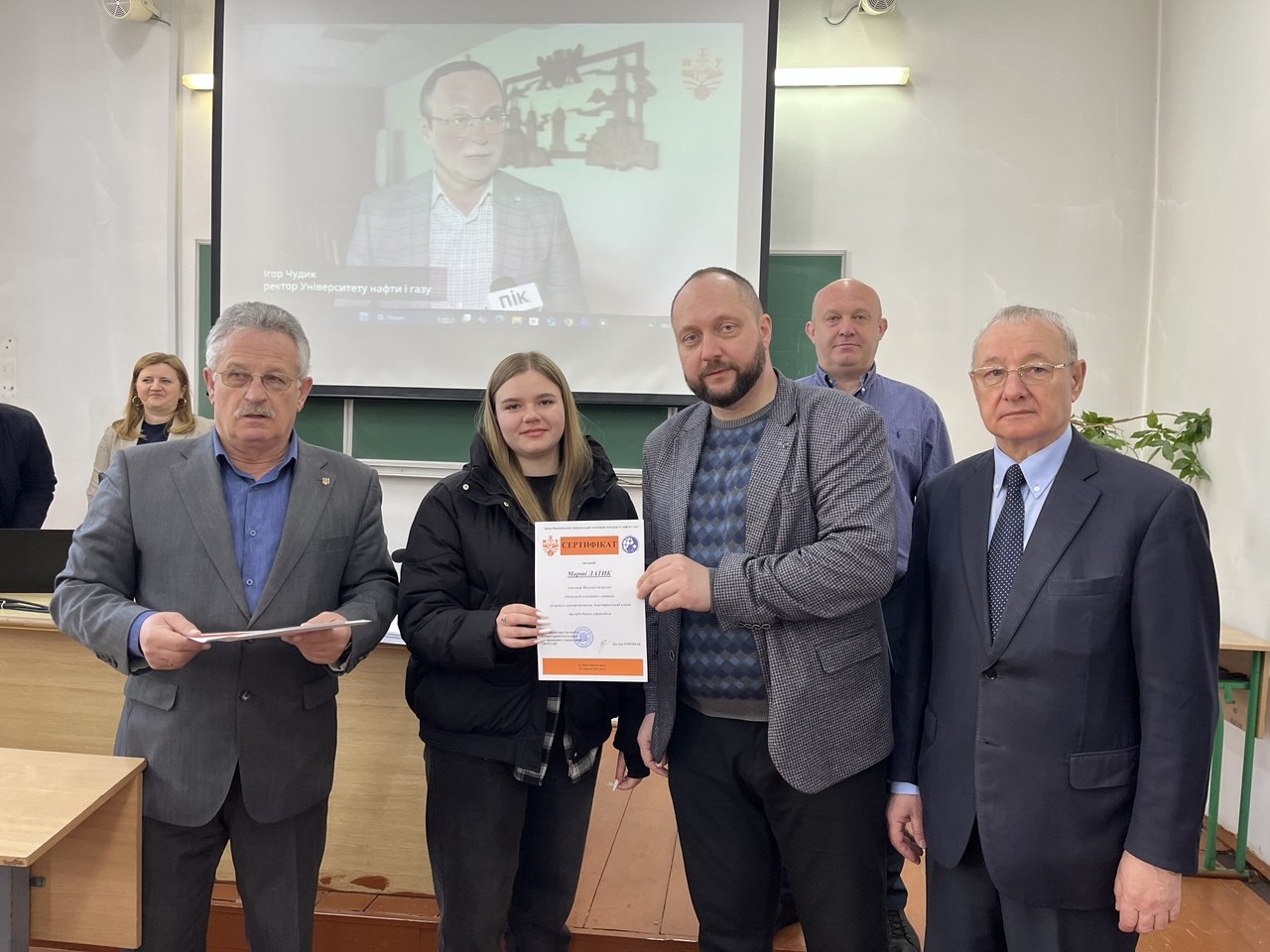 В ІФНТУНГ відбулася вже 8-ма Обласна учнівська олімпіада з публічного …