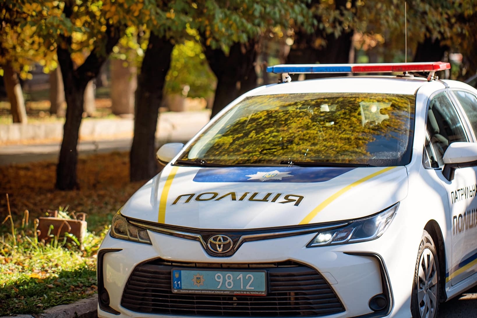 В Івано-Франківську затримали нетверезого чоловіка з ножем