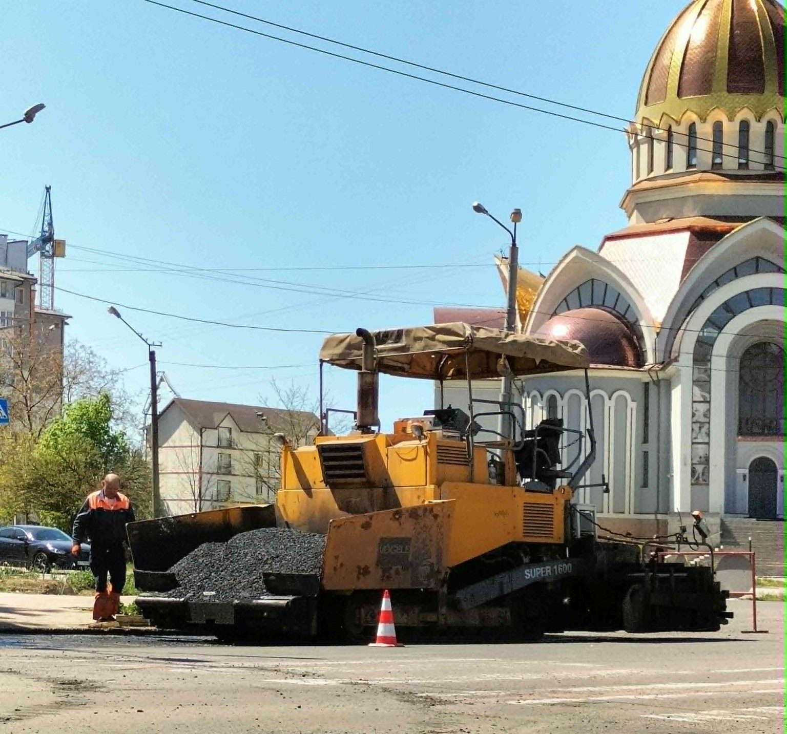 В Івано-Франківську з початку року відремонтували понад 30 вулиць
