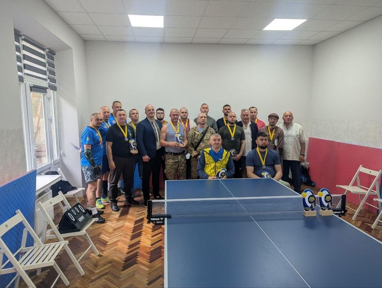 В Івано-Франківську провели обласні змагання з настільного тенісу серед ветеранів …