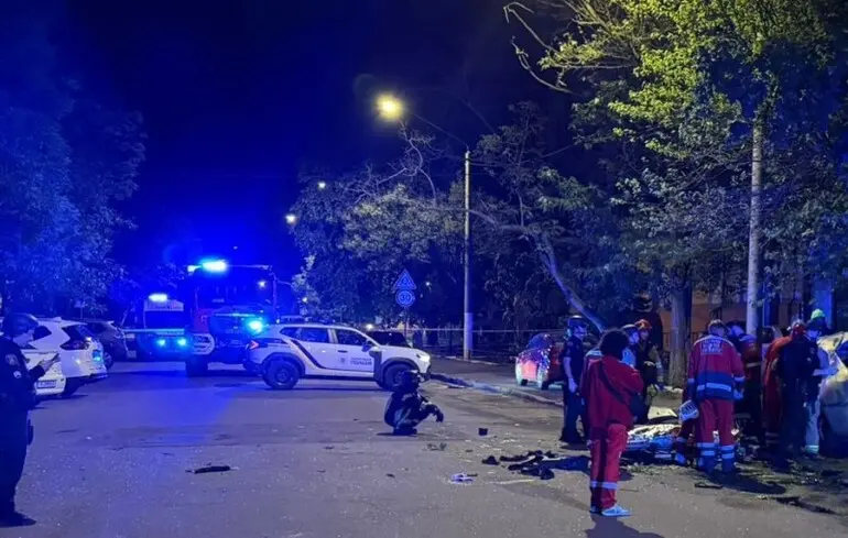 В Одесі вибухнув автомобіль з людьми: СБУ розслідує теракт