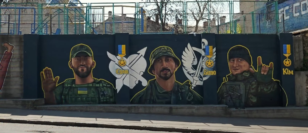 В Одесі відкрили мурал на честь морпіхів, полеглих у боях …
