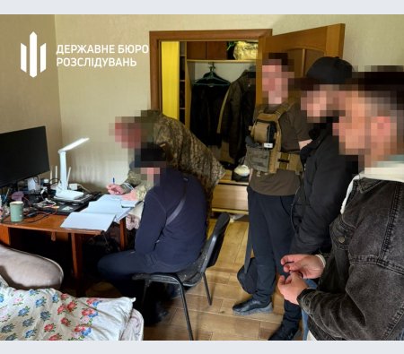 В Одесі посадовець ТЦК продавав "списання" зі служби за $7,5 …