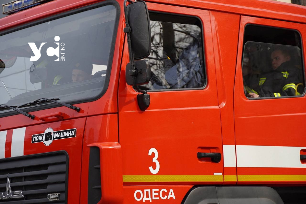 В Одесі через електропроводку горіла квартира: врятували 90-річну жінку