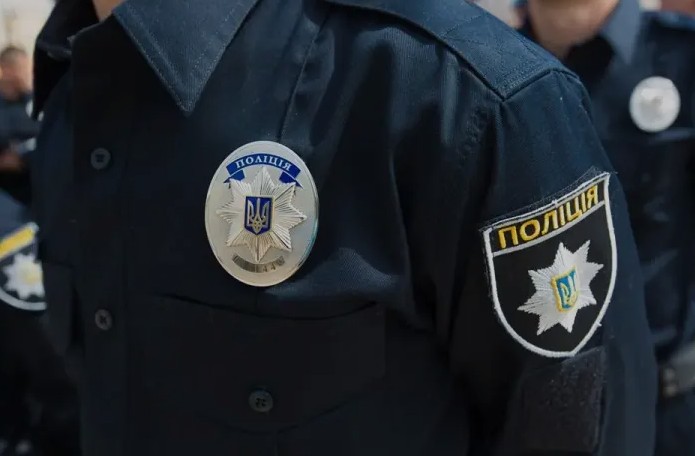 В Одесі під час суперечки через перевірку документів пошкодили службовий …