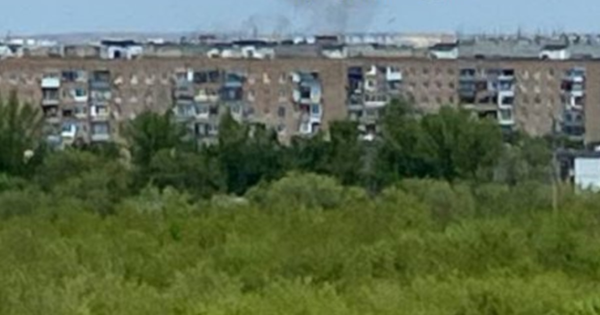 В Оренбурге в результате атаки беспилотника поврежден жилой дом