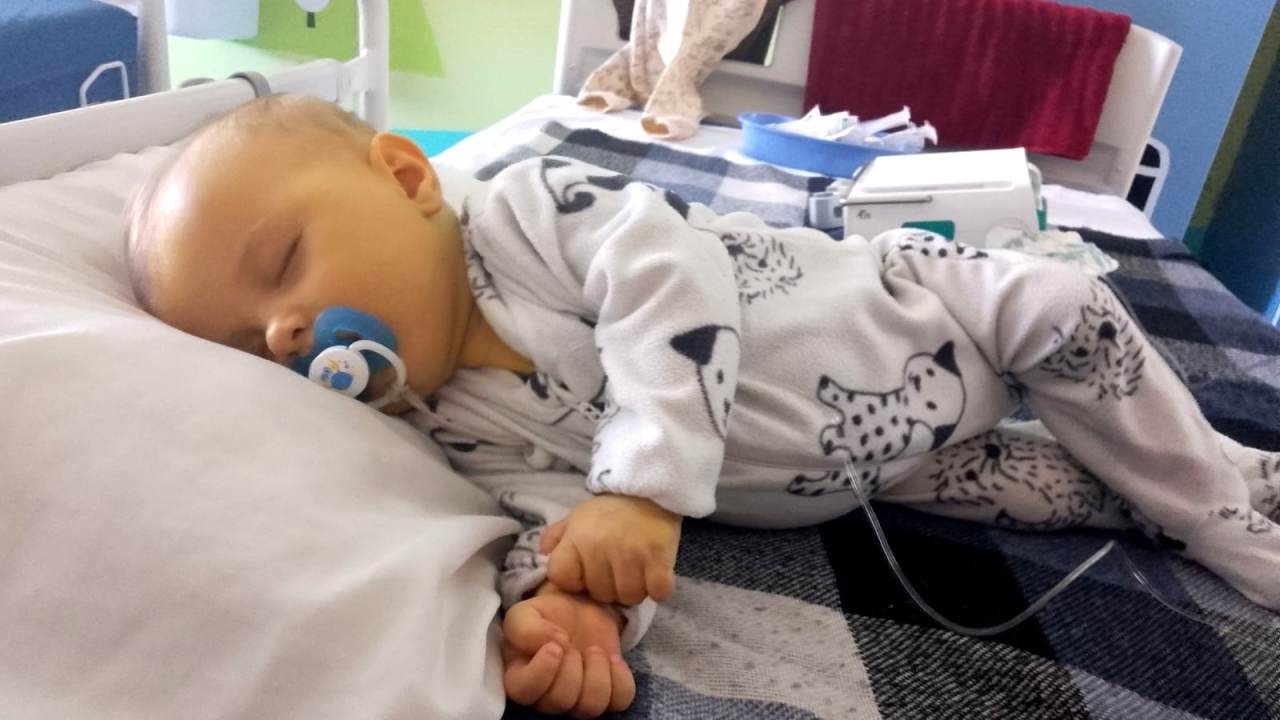 В «Охмадиті» провели трансплантацію печінки маленькому волинянину
