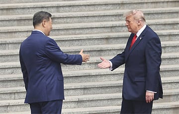 В Пекине заявили, что Трамп и Си говорили об Украине …