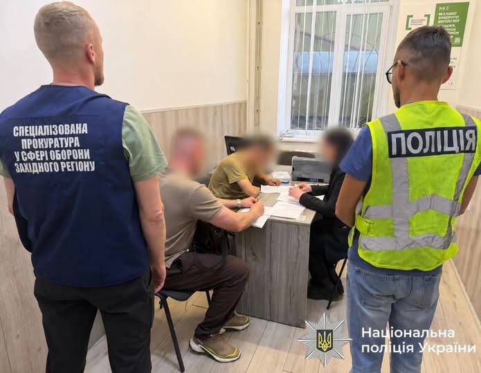 В Тернополі працівник ТЦК побив чоловіка до напівсмерті
