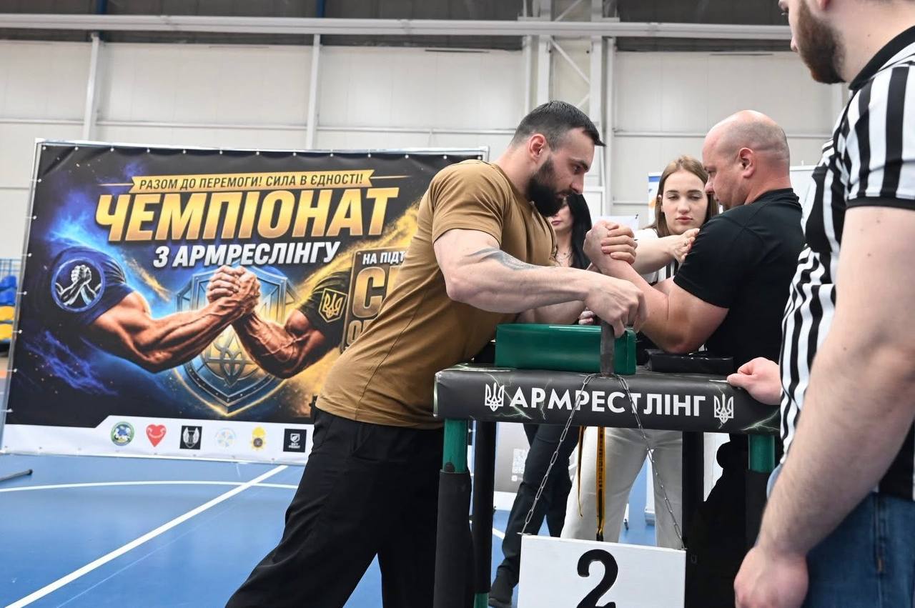 В Ужгороді відбувся чемпіонат з армрестлінгу