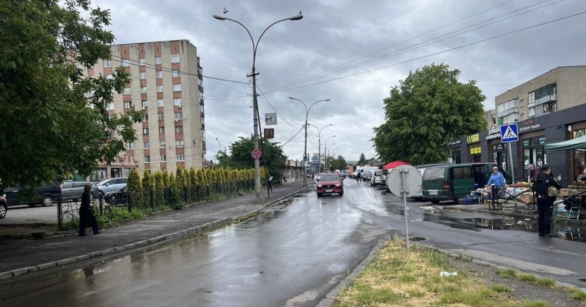 В Ужгороді пʼяний водій наїхав на пенсіонерку і втік (ФОТО)