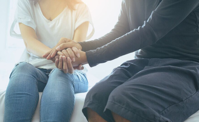 В Україні затвердили стандарт допомоги при суїцидальній поведінці