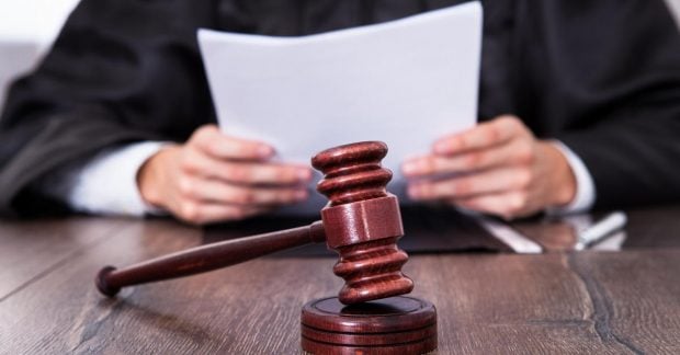 В Чернігівській області суд виніс вироки двом військовим за СЗЧ: …