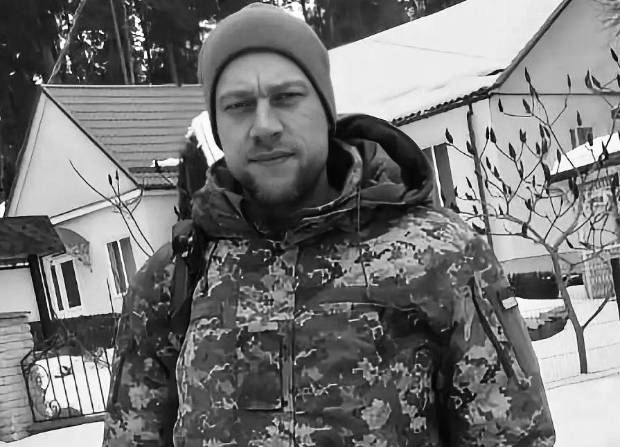 В одному з лікувальних закладів Харкова зупинилося серце воїна з …