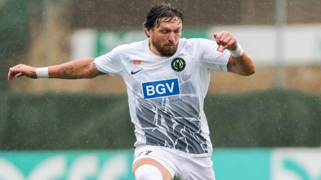 Гравець Полісся відверто не радить Усику виходити на поле у …