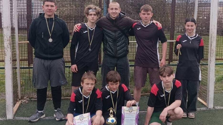 Гідний результат: команда гімназії з Тальнівщини – призер турніру з …