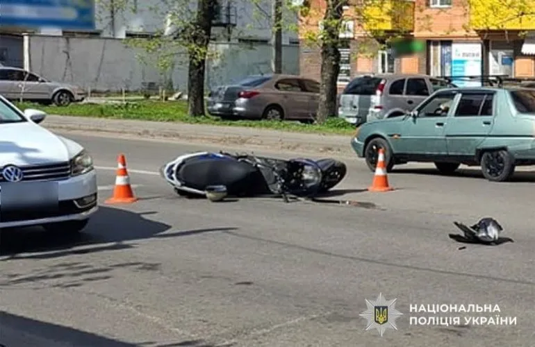 ДТП на Подолі у Полтаві: постраждав 70-річний мотоцикліст