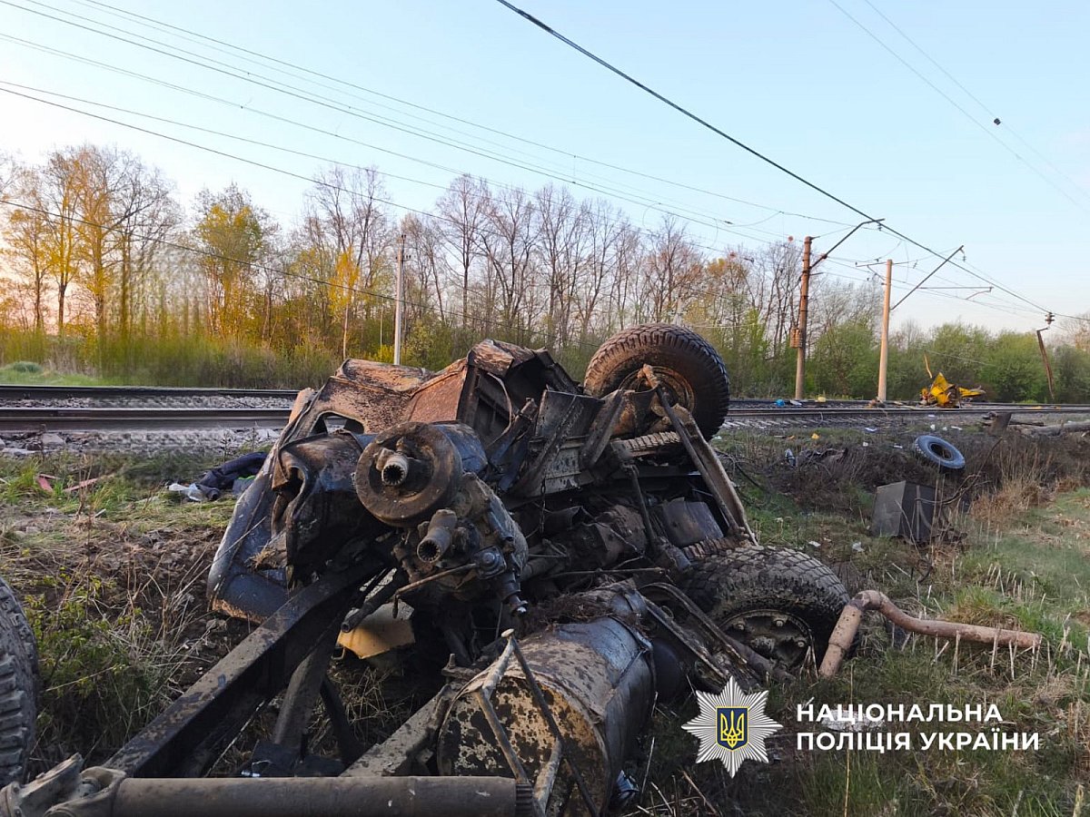 ДТП на залізничному переїзді: кількість загиблих збільшилась