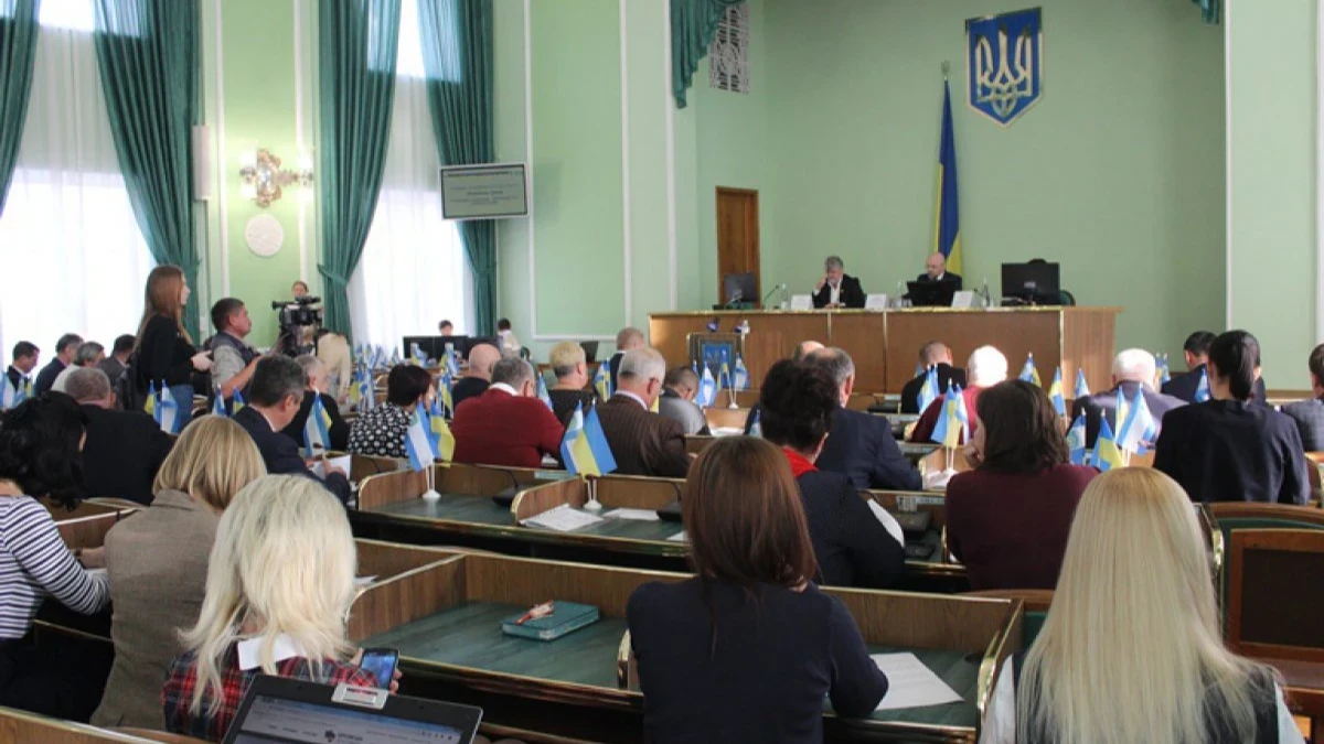 Двадцять депутатів Херсонської обласної ради не подають декларації