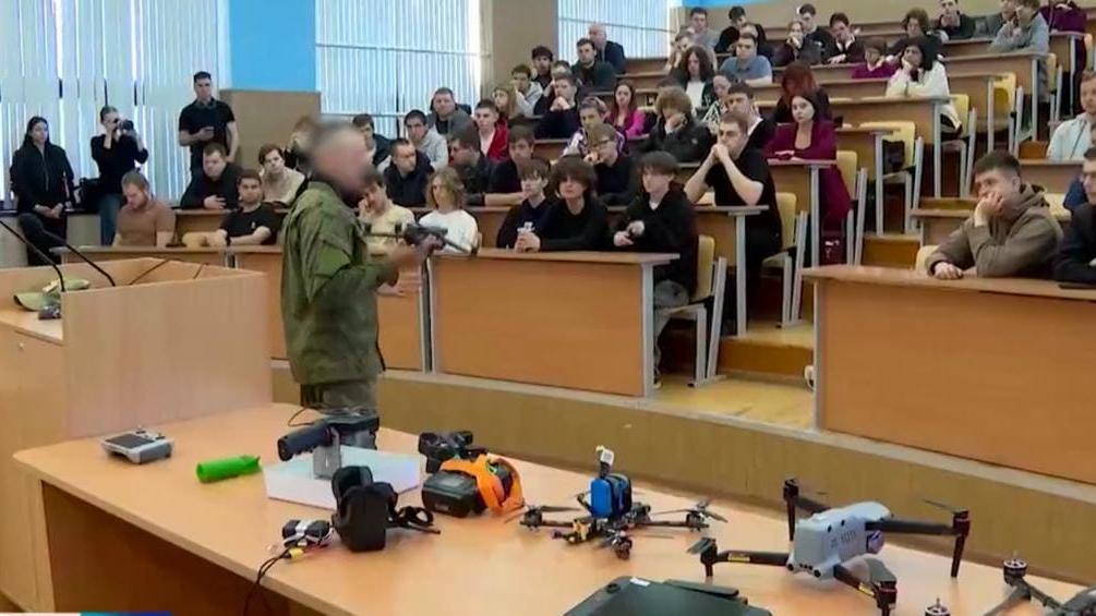 Два кримські окупаційні коледжі навчатимуть студентів роботі з БпЛА