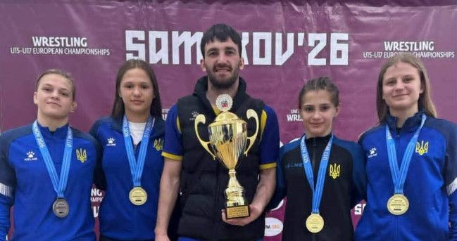 Двоє борчинь із Калуша вибороли "золото" на Чемпіонаті Європи U-15 …