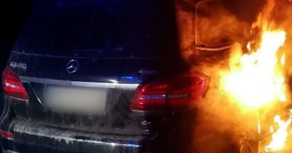 Двоє паліїв елітного авто у Чернівцях отримали три роки ув'язнення