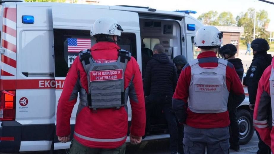Зруйновані будинки, є поранені: наслідки ворожого удару по Запоріжжю