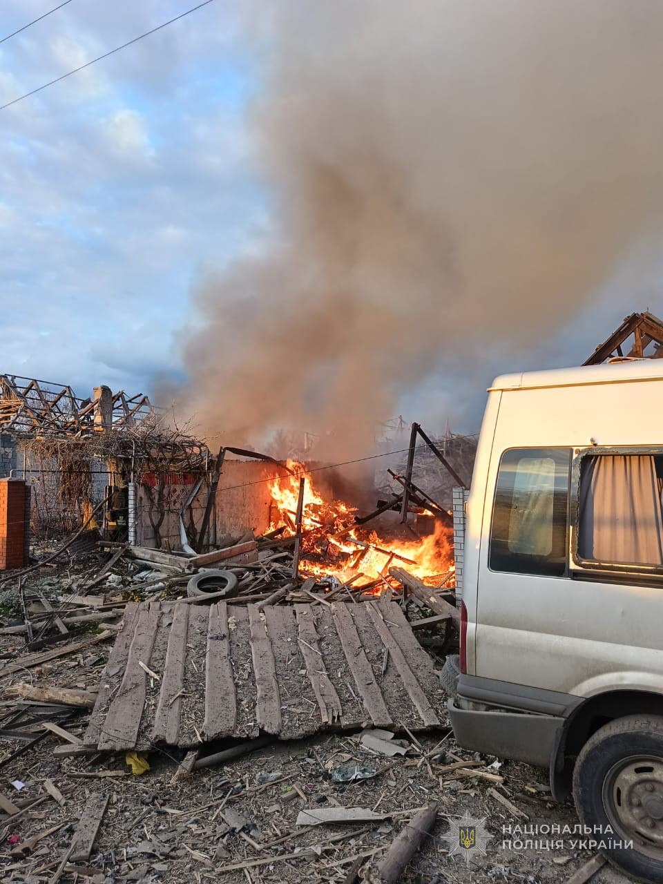 Двоє чоловіків поранено внаслідок обстрілів Запорізького району