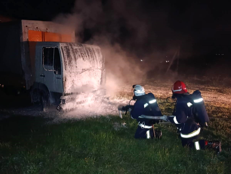 Дев’ять пожеж на Кiровоградщинi: палали вантажiвка та будинки