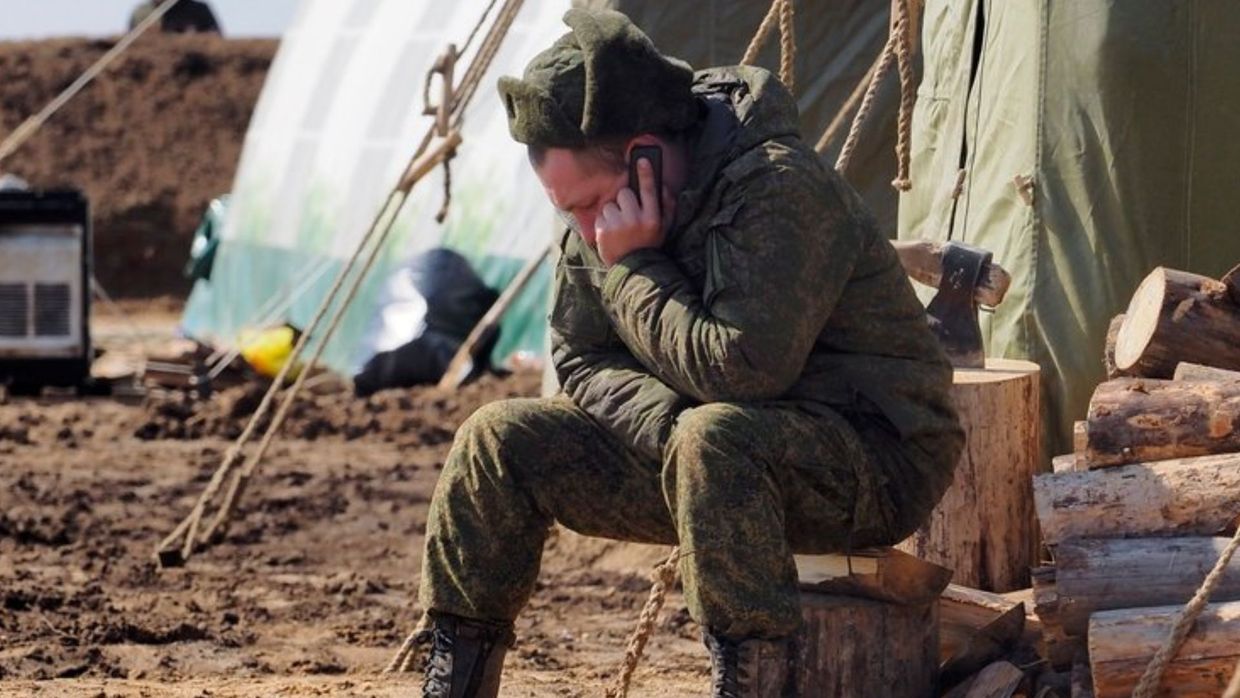 Дезертирів з окупованого Донбасу розшукують через блокпости та камери відеоспостереження …