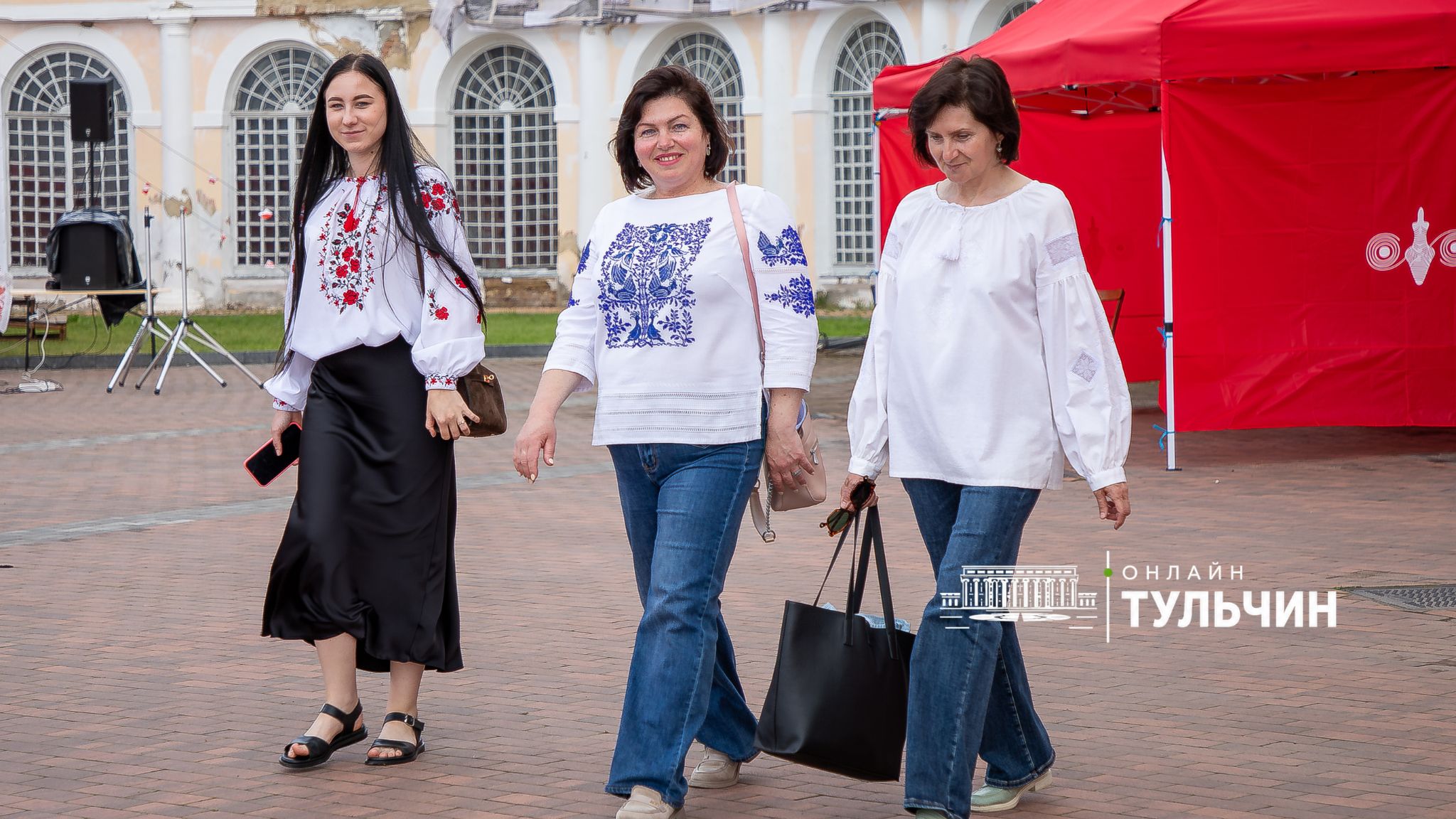День вишиванки у Тульчині — фоторепортаж з вулиць міста