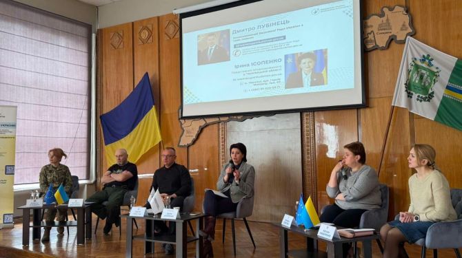 Департамент охорони здоров'я провів зустріч із ветеранами Вижниччини