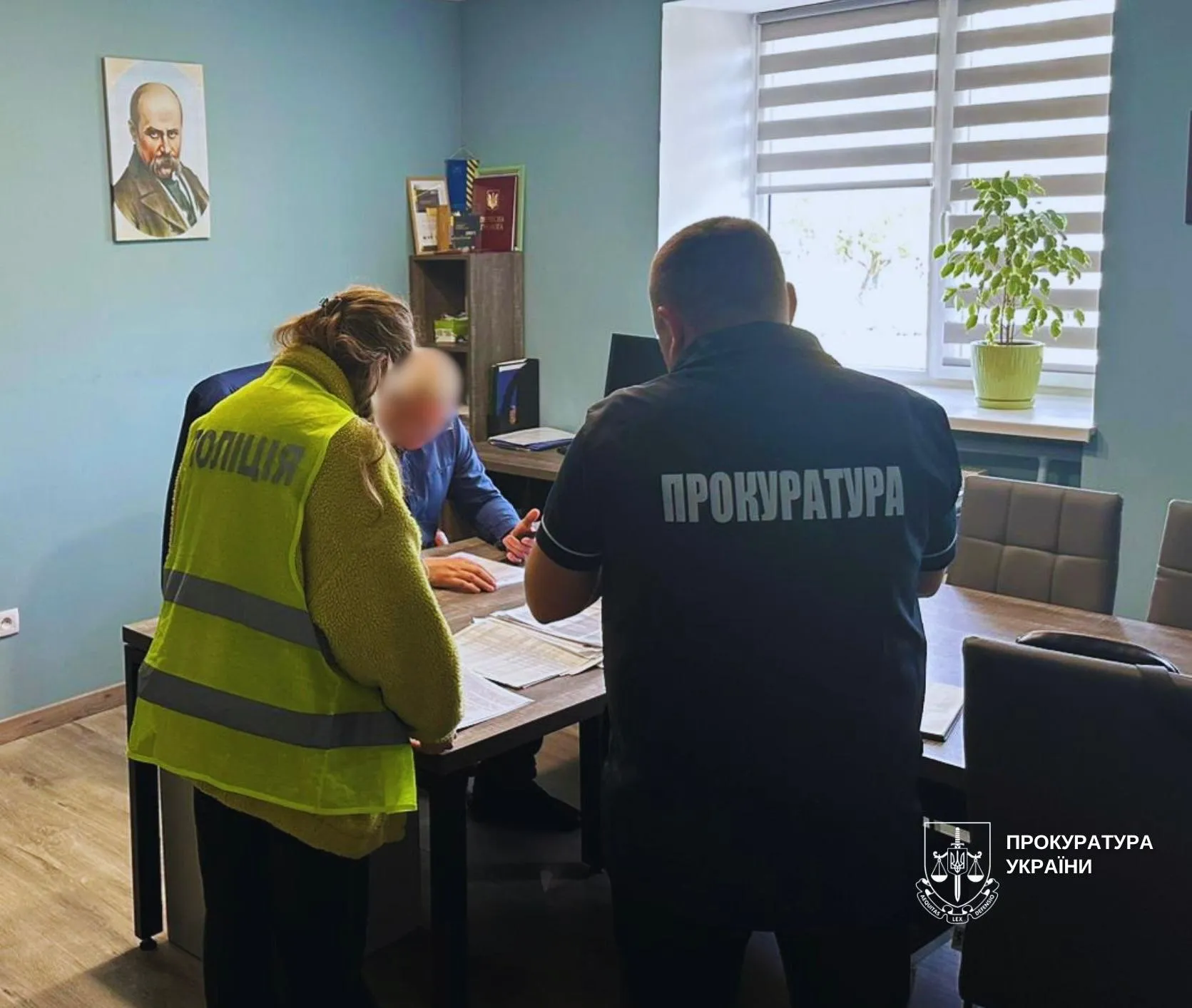 Деснянська прокуратура викрила керівника КП на закупівлі рослин із мільйонними …