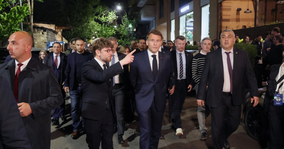 Десятки світових лідерів, зокрема президент України, зібралися в Єревані