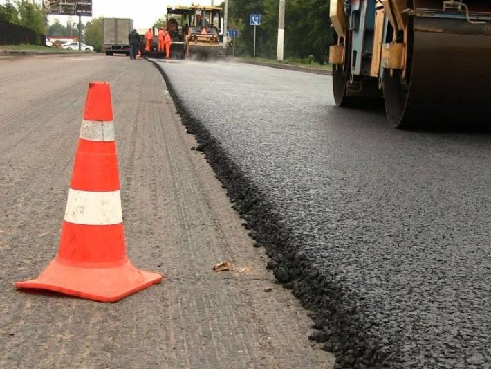 Деякі дороги міста Черкаси будуть асфальтувати іноземці